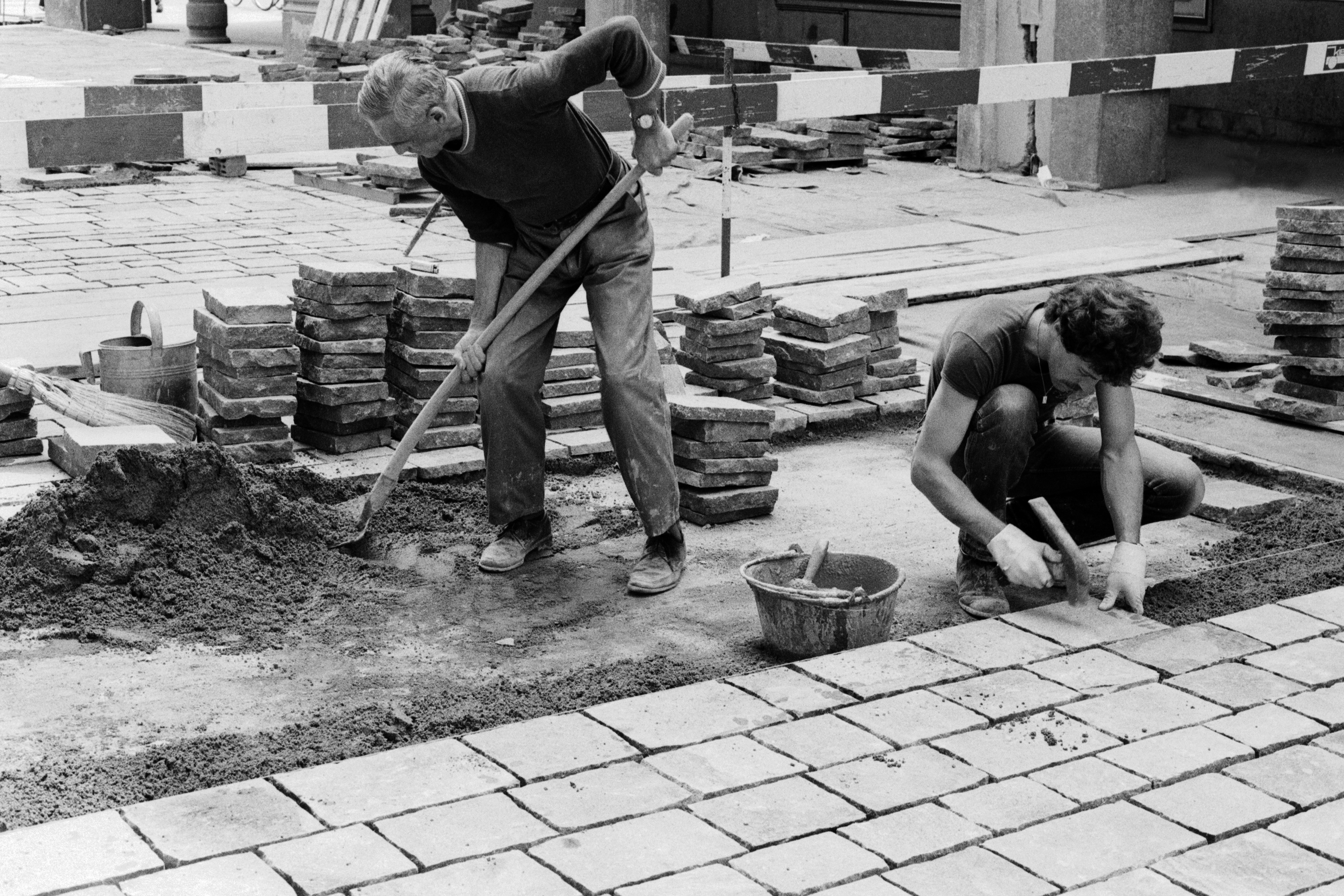 2 Reality Check Hist0 2